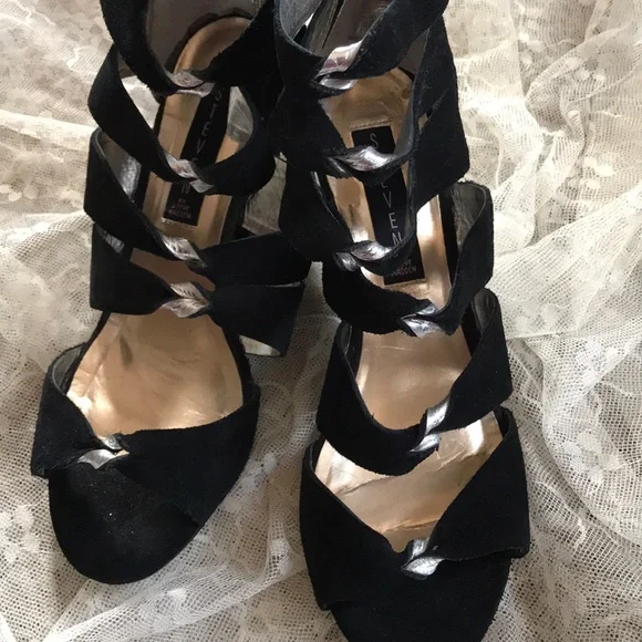 Steve Madden black suede wedge heel shoes - Picture 7 of 8